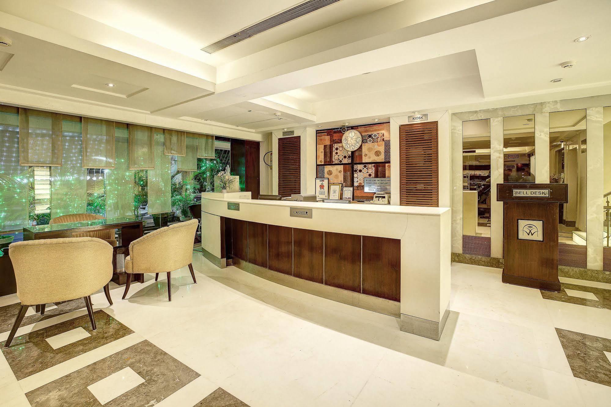 Western Court Chandīgarh Екстериор снимка
