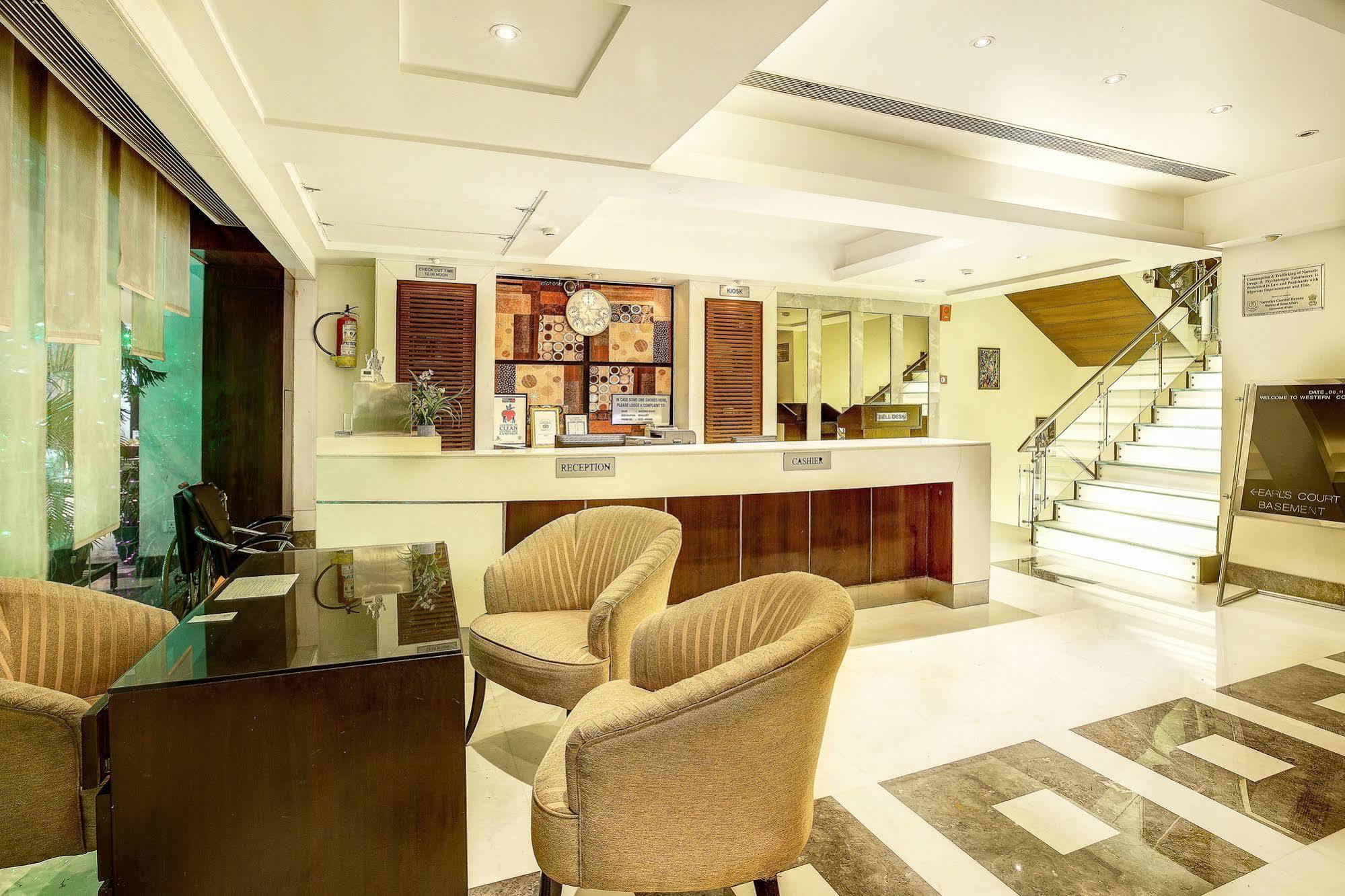 Western Court Chandīgarh Екстериор снимка
