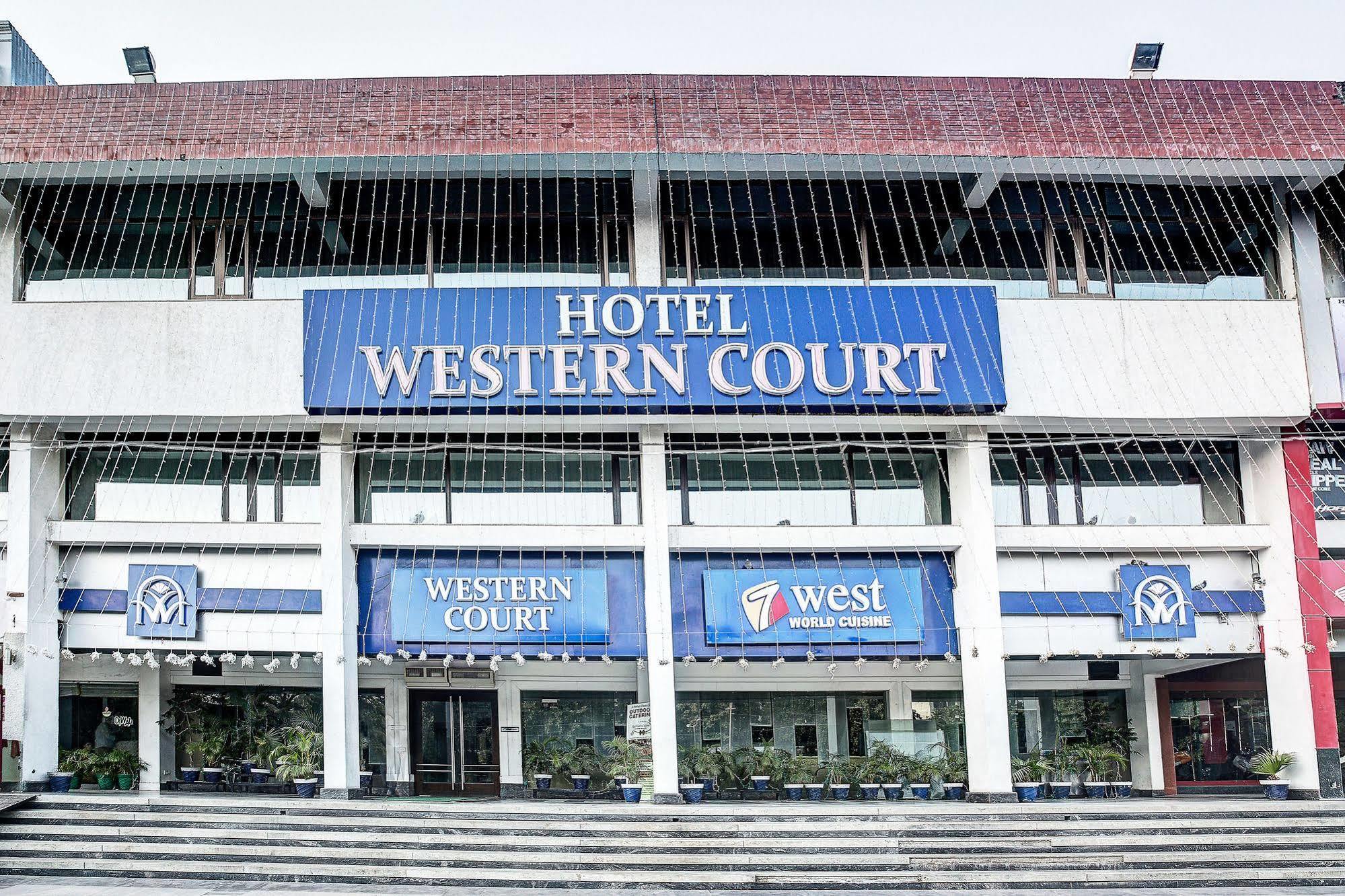 Western Court Chandīgarh Екстериор снимка